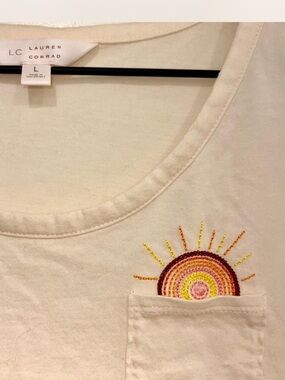 Cream Tee with Embroidered Sun Pocket